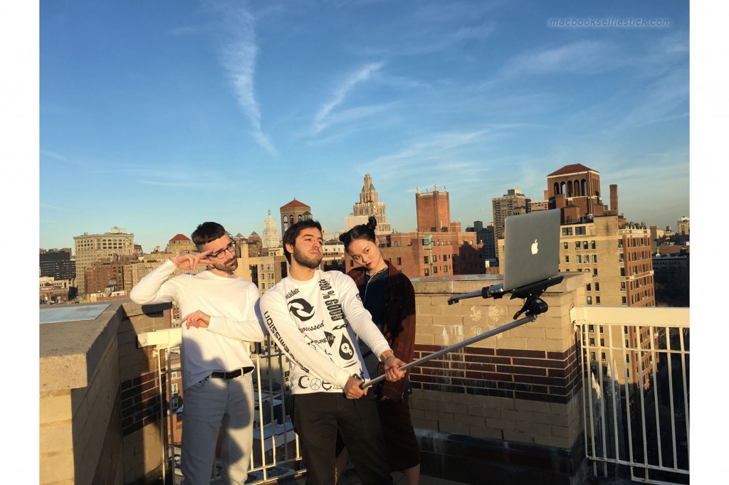 macBook groufie with selfie stick