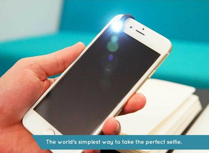 New devices for perfect selfies the moon selfie light