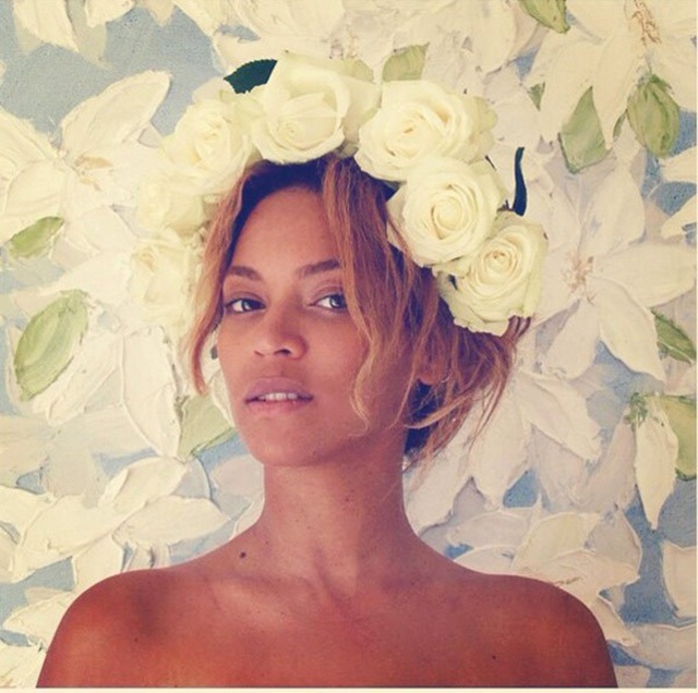 Beyoncé selfie