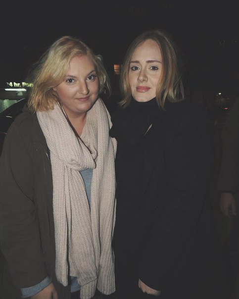 Adele fan selfie