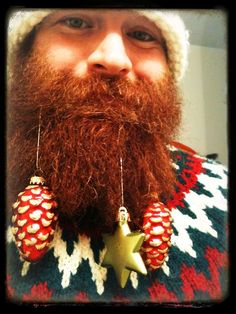 beard christmas selfie