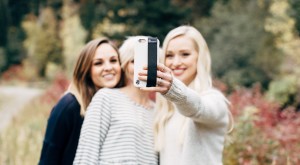New devices for perfect selfies zossom