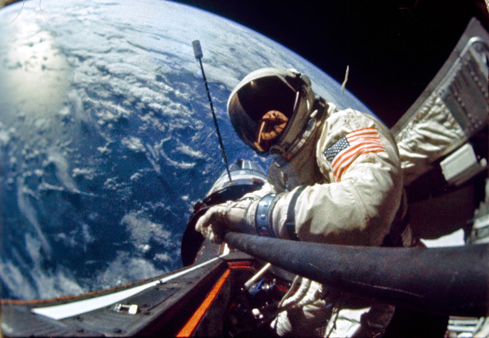 astronauts selfie